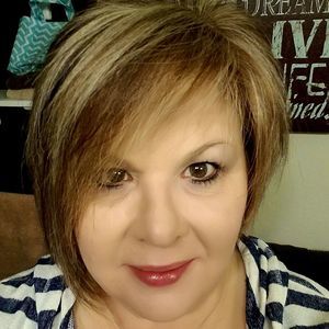 Meet your Posher, Bethany